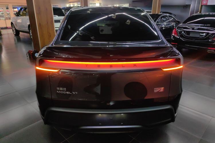 Used Tesla Model Y 2025 Long-Range All-Wheel Drive First Edition