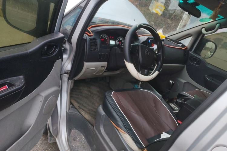 Used FORTHING Lingzhi 2018 M3L 1.6L 7-Seater Comfort Model