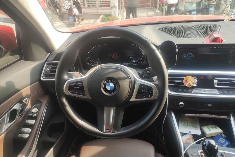 Used BMW 3 Series 2022 Updated 325i M Sport Package Steering Wheel