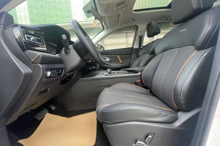 Used Oshan X7 PLUS 2022 1.5T Blue Whale Edition Automatic ZhiZun Model