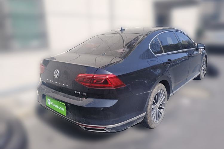 Used Volkswagen Magotan 2020 330TSI DSG Luxury Edition Rear Right 45 Deg