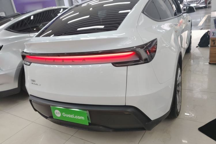 Used Tesla Model Y 2025 Rear-Wheel Drive First Edition