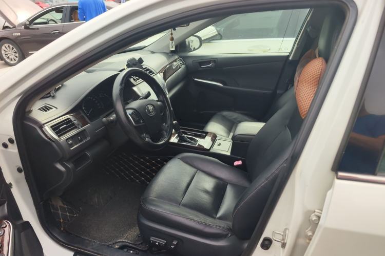 Used Toyota Camry 2016 2.0G 10th Anniversary Leading Edition Left Front Seat