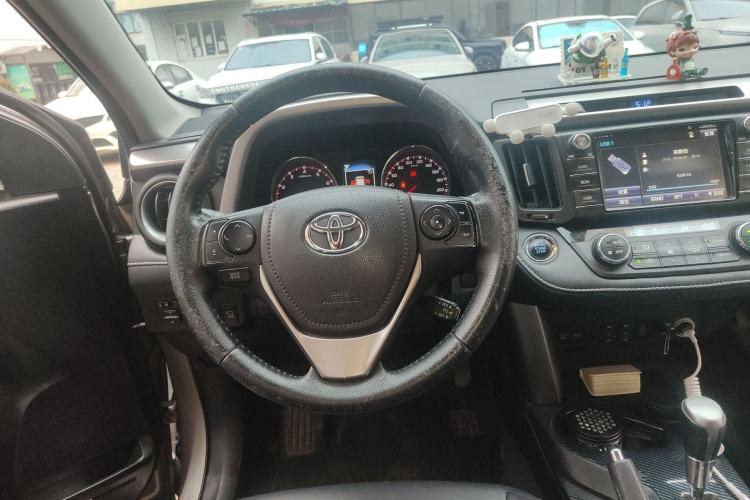 Used Toyota RAV4 2016 2.0L CVT Two-Wheel Drive Smart Edition China V Standard