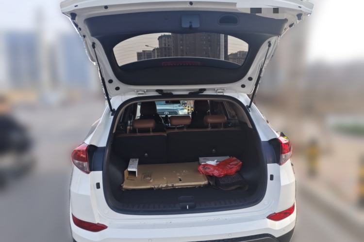 Used Hyundai Tucson 2015 1.6T Dual-Clutch Two-Wheel-Drive Smart Model
