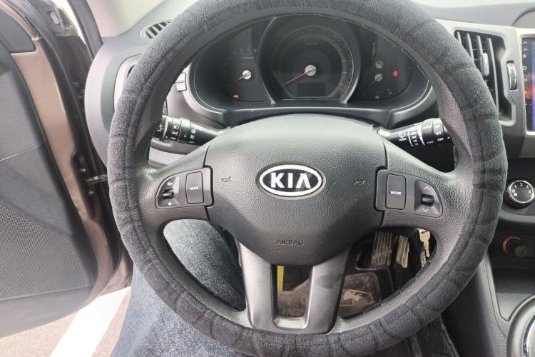 Used Kia Sportage R 2012 2.0L Automatic Two-Wheel Drive GL Trim Steering Wheel