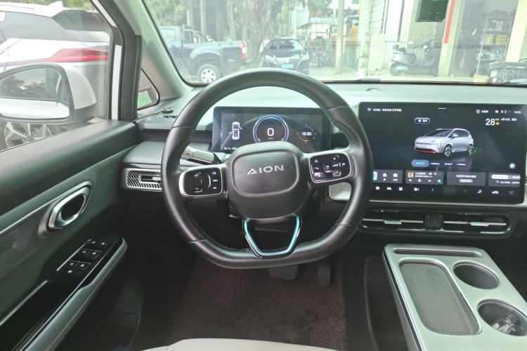 Used AION Y 2023 Plus 610 Enjoy Edition
