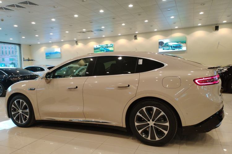 Used Hima Luxeed R7 2025 Range-Extended Version 251 km Max