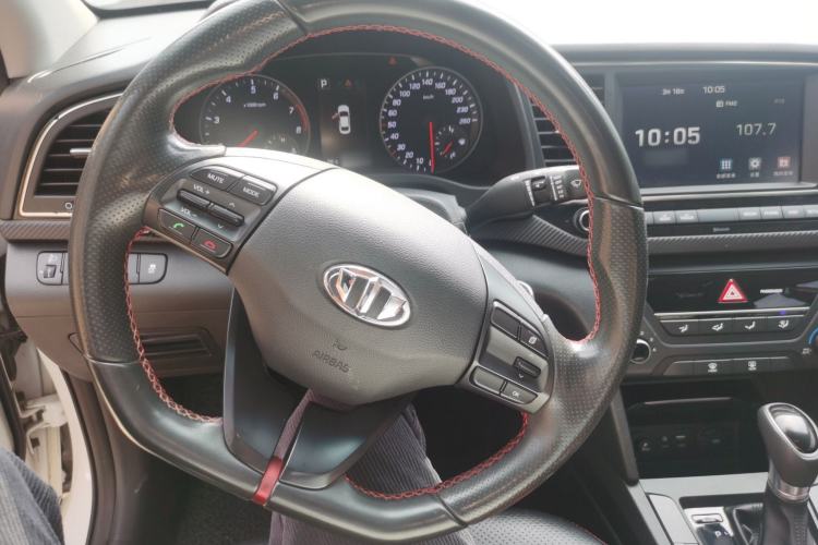 Used Hyundai Elantra (6th Generation / Lingdong) 2016 1.4T Dual-Clutch Xuan Dong · Dynamic Version Steering Wheel