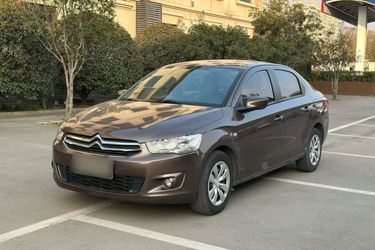 Used Citroen Elysee 2015 Zhishang Edition 1.6L Manual Fashion Model