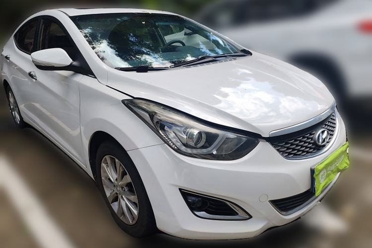 Used Hyundai Elantra (5th Generation / Langdong) 2016 1.6L Automatic Prestige Model Front Right 45 Deg