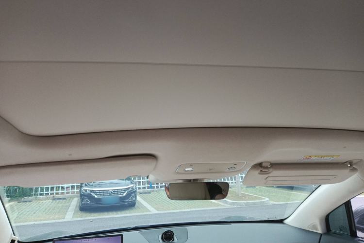 Used Hima Luxeed R7 2025 Range-Extended Version 360 km Max
