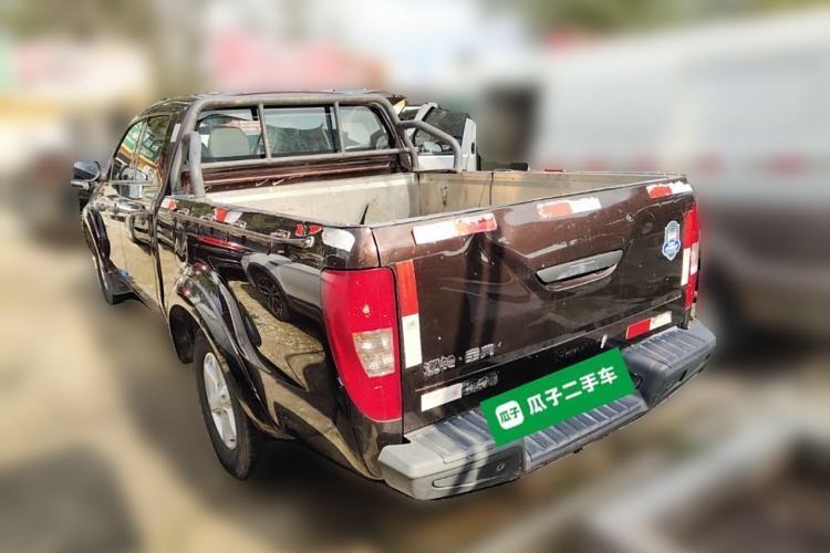 Used JMC Baodian 2022 2.5T Diesel 2WD Comfort Edition with Flat Bed and Extended Wheelbase – JX4D25A6L