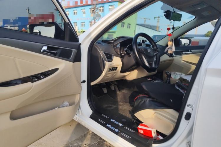 Used CHANGAN Eado 2016 1.6L Manual Fashion Edition
