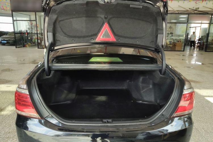 Used Toyota Crown 2012 2.5L Royal Leather Edition
