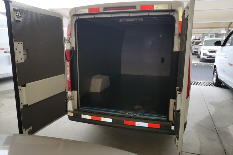 Used Foton Intelligent Blue Elf E7 2023 Pure Electric Van Flat Roof 2 Seats EVE Energy 41.86 kWh
