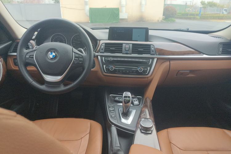 Used BMW 3 Series 2015 320Li Luxury Design Package