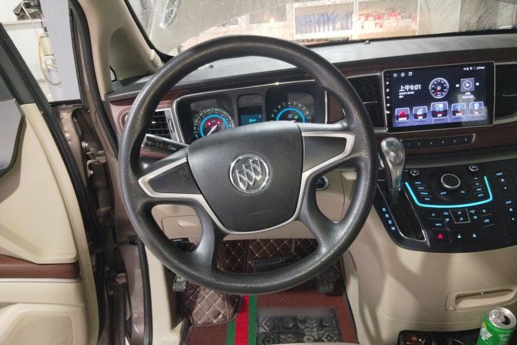 Used Buick GL8 2014 2.4L CT Luxury Business Comfort Edition Steering Wheel