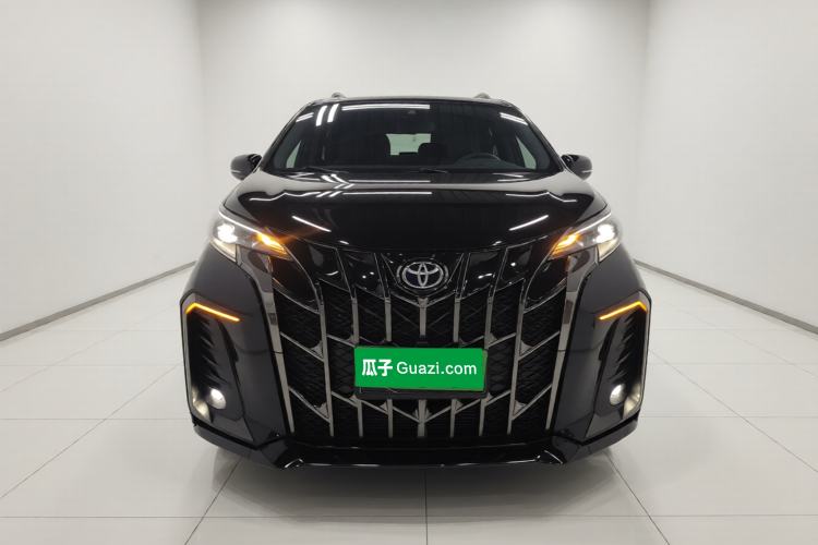 Used Toyota SIENNA 2023 2.5L Hybrid Comfort Edition Front