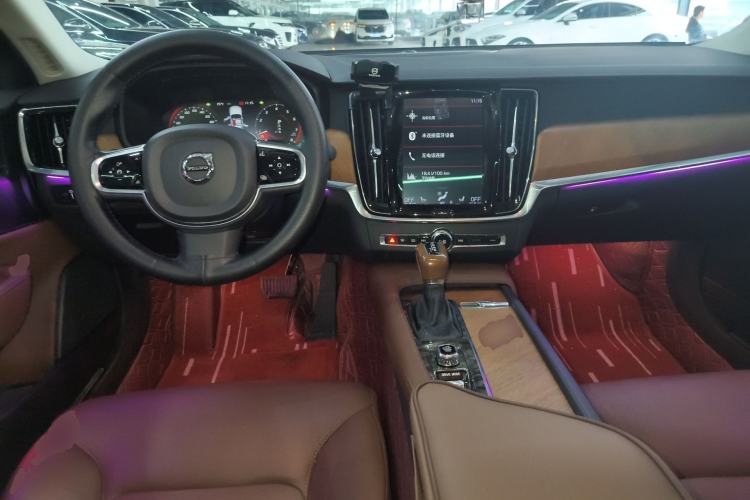 Used Volvo S90 2019 T5 Zhiyuan Edition Center Console