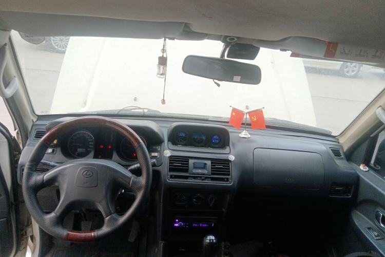 Used Leopaard Heijingang 2013 2.2L Manual 4x4 Standard Edition Center Console