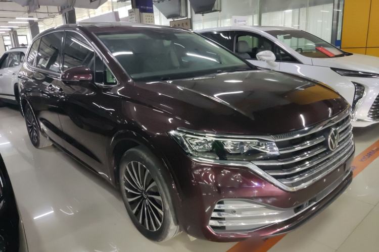 Used Volkswagen Viloran 2022 380TSI Prestige Edition
