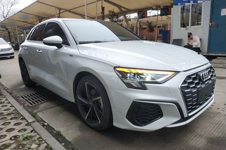 Used Audi A3 2024 Sportback 35 TFSI Fashionable Sports Model
