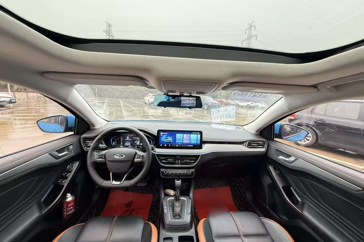 Used Ford Focus 2022 Hatchback EcoBoost 180 Automatic Performance Edition Headliner