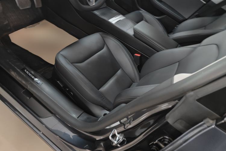 Used Tesla Model 3 2023 Rear-Wheel-Drive Version Left Front Seat