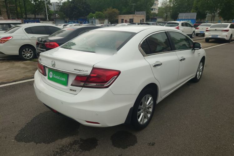 Used Honda Civic 2014 1.8L automatic comfort version Rear Right 45 Deg