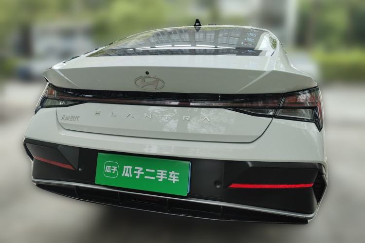 Used Hyundai Elantra 2023 1.5L CVT LUX Prestige Edition
