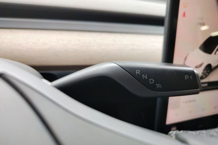 Used Tesla Model Y 2022 Rear-Wheel-Drive Version