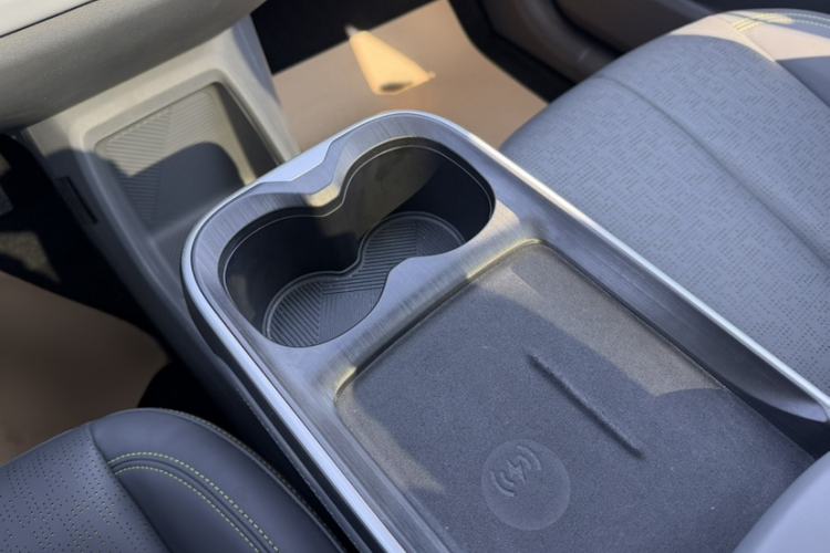 Used Bestune Yueyi 03 2025 565km Premium Edition