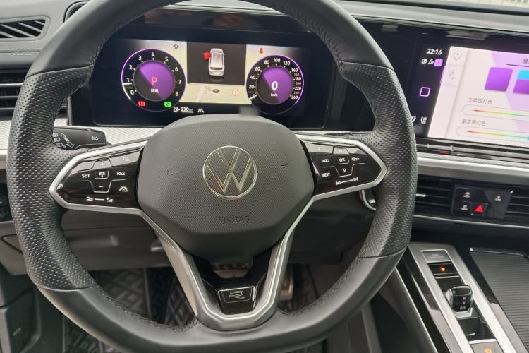 Used Volkswagen Tavendor 2024 380TSI All-Wheel Drive R-Line Cruise Edition
