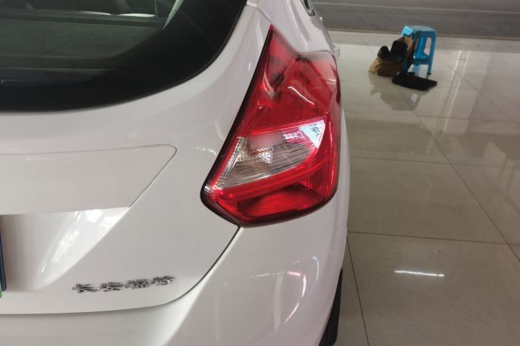 Used Ford Focus 2012 Hatchback 1.6L Automatic Fashion Edition Right Rear Taillight