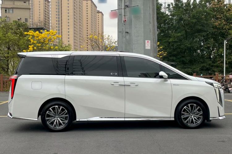 Used GAC Trumpchi M8 2024 Master Series 400T Prestige Edition