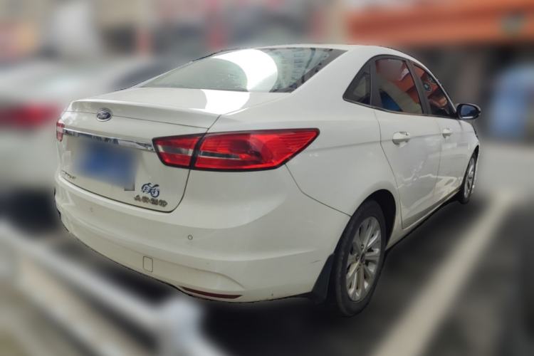 Used Ford Escort 2015 1.5L Automatic Fashion Model