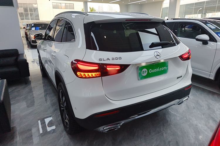 Used Mercedes-Benz GLA 2024 GLA 200 Exterior 2