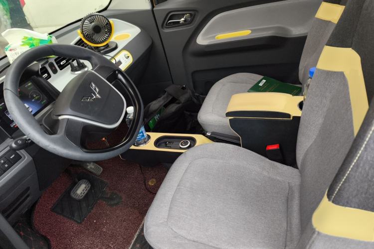 Used Wuling Hongguang MINIEV 2021 Macaron Premium Model – Lithium Iron Phosphate Left Front Seat