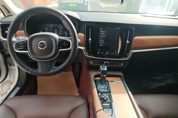 Used Volvo S90 2019 T5 Zhiyi Edition
