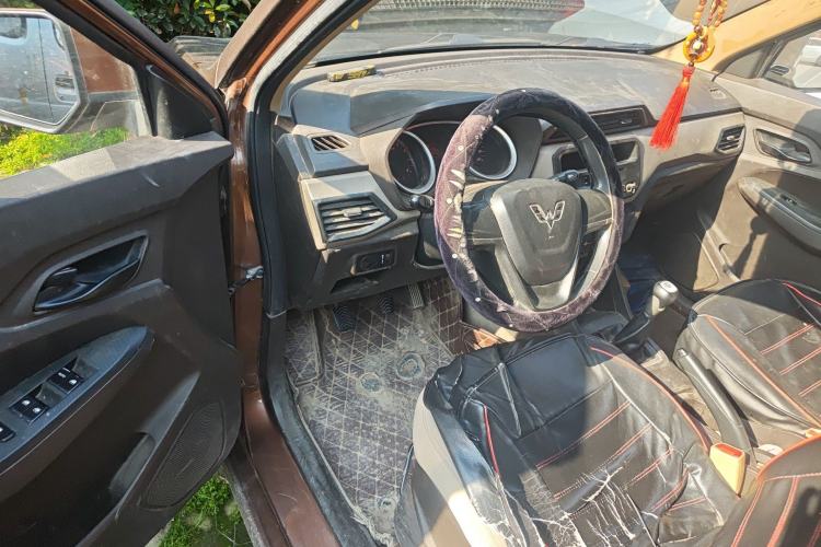 Used Wuling Hongguang 2018 1.5L S Standard Version L2B
