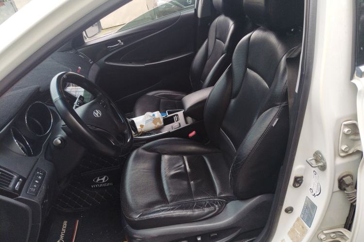Used Hyundai Sonata 2011 2.0L Automatic Supreme Edition Left Front Seat