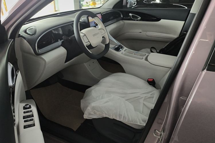 Used Geely Galaxy Geome 2026 Model 310km Youth Edition Left Front Seat