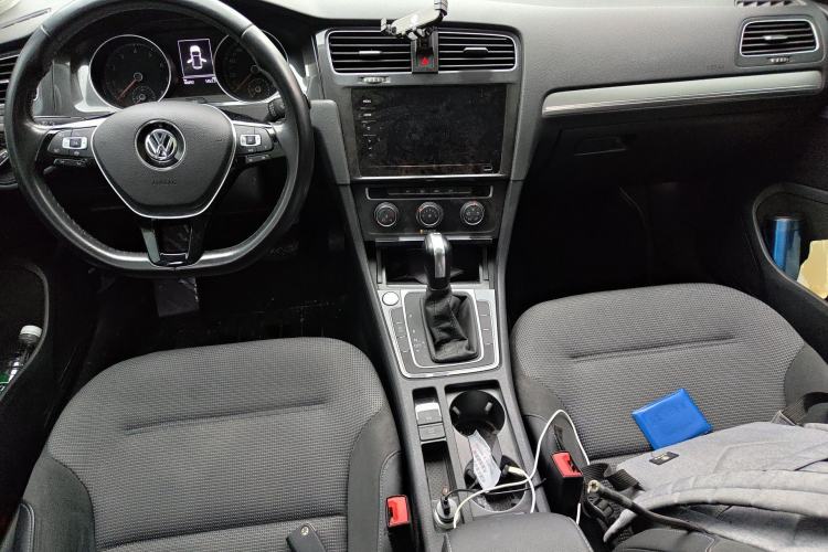 Used Volkswagen Golf 2020 Zhiai Edition 280TSI DSG Comfort Model Center Console