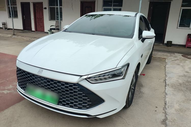 BYD Qin PLUS 2024 HONOR Edition DM-i 55KM Leading Model usado