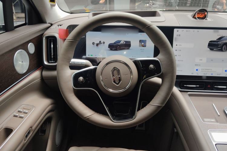 Used Hima AITO M9 2025 Pure Electric Ultra Version 100 kWh 6-Seater Model Steering Wheel