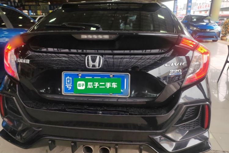 Used Honda Civic 2021 HATCHBACK 220TURBO CVT Trendy Cool Edition
