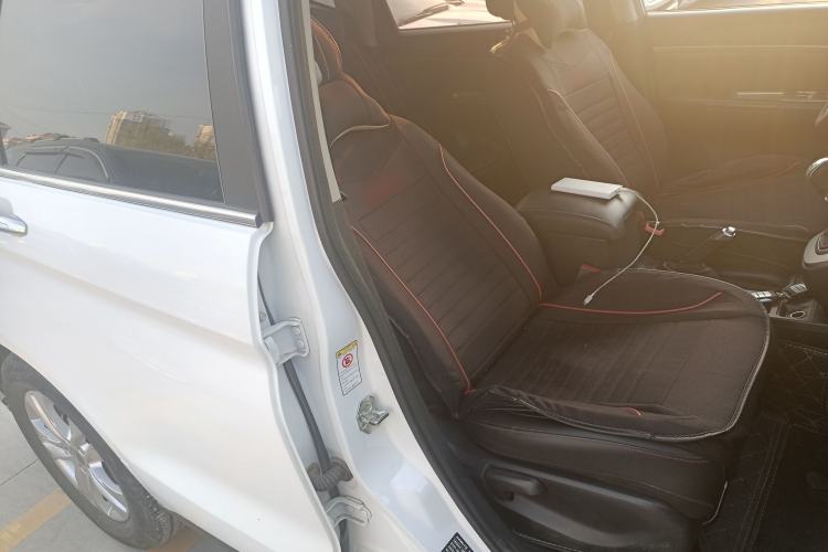 Used Haval M6 2018 1.5T Manual Two-Wheel Drive Elite Model Right Front Seat