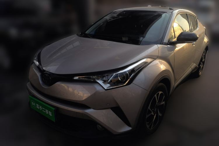 Used Toyota C-HR 2018 2.0L Leading with Sunroof China V Standard