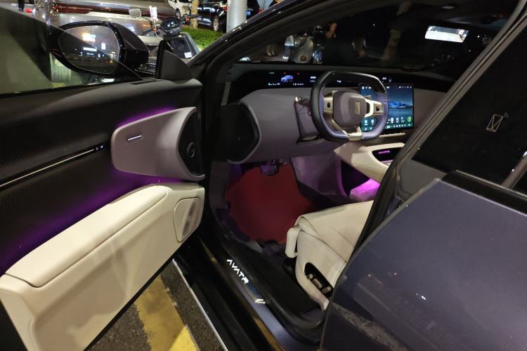 Used Avatr 12 2023 650 Three-Laser Four-Wheel Drive Performance Edition
